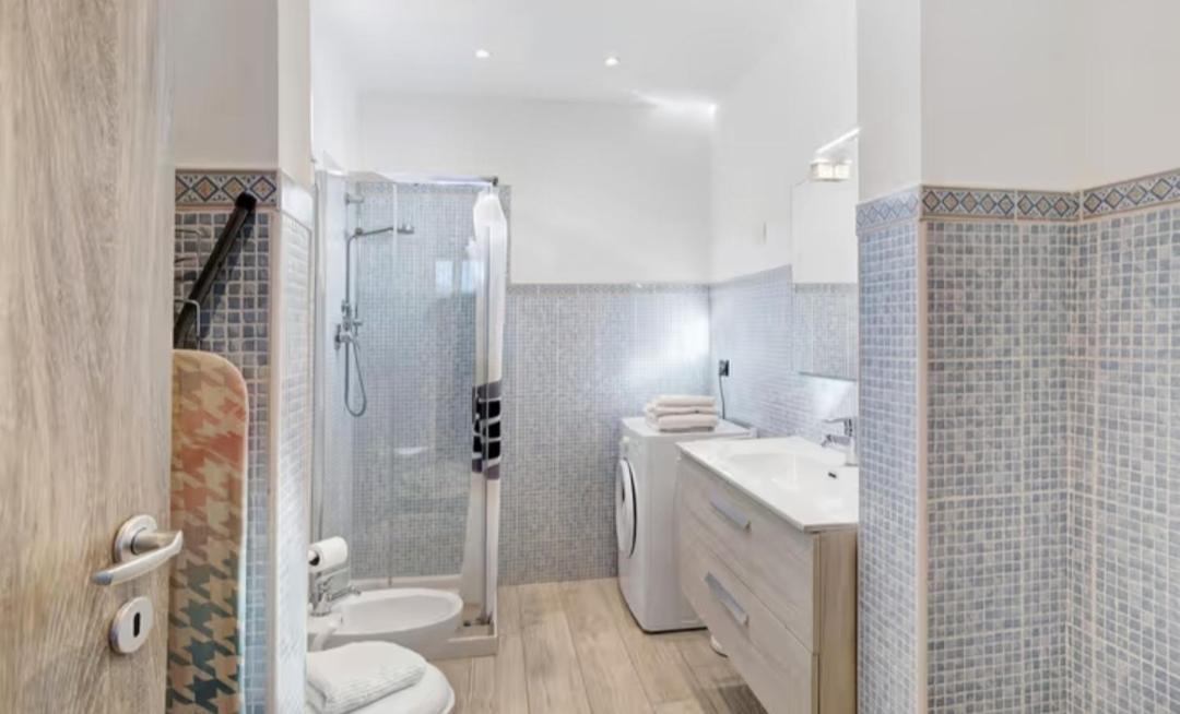 Casa Sanremo Tiziano Parking Gratis Spiaggia 15 Minuti A Piedi Ngoại thất bức ảnh