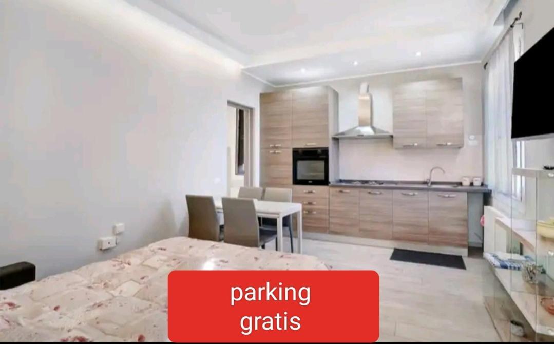 Casa Sanremo Tiziano Parking Gratis Spiaggia 15 Minuti A Piedi Ngoại thất bức ảnh